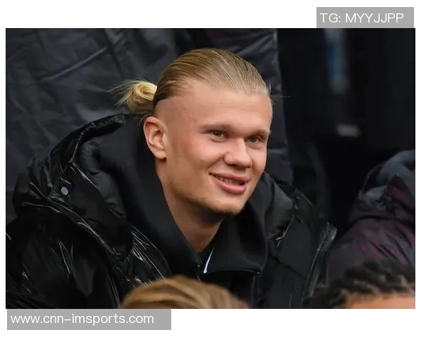 英超9月最佳阵容揭晓哈兰德与埃基蒂克携手加布里埃尔入选 英超9月最佳阵容揭晓哈兰德与埃基蒂克携手加布里埃尔入选