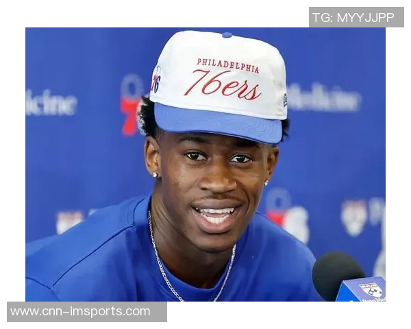 年轻无畏VJ埃奇库姆氮气加速满弓滑翔炸扣震撼全场 年轻无畏VJ埃奇库姆氮气加速满弓滑翔炸扣震撼全场