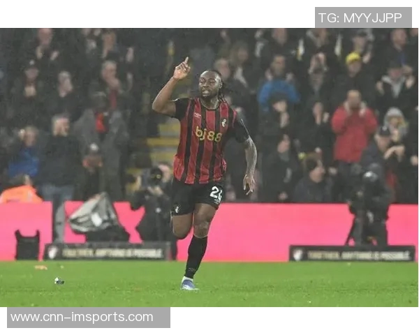 英媒曝塞梅尼奥表现出色引发曼联红军热刺争抢至少7500万镑转会费