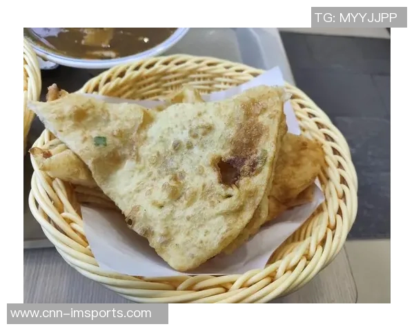 张茹分享美照倡导健康生活月饼不想吃来一碗胡辣汤更过瘾 张茹分享美照倡导健康生活月饼不想吃来一碗胡辣汤更过瘾