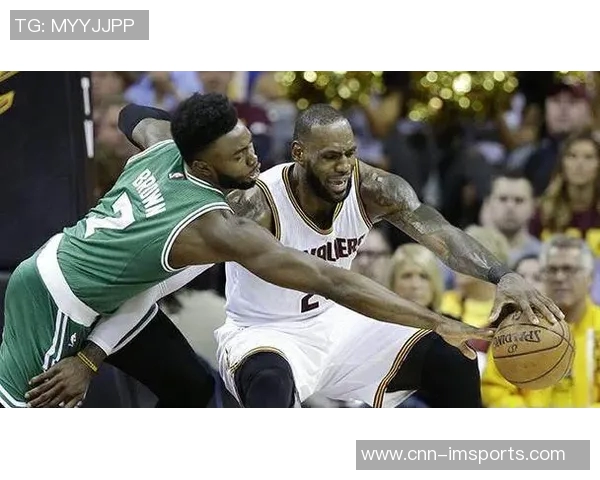 斯潘塞称克赖尔若赴发展联盟将展现统治级表现引发关注 斯潘塞称克赖尔若赴发展联盟将展现统治级表现引发关注